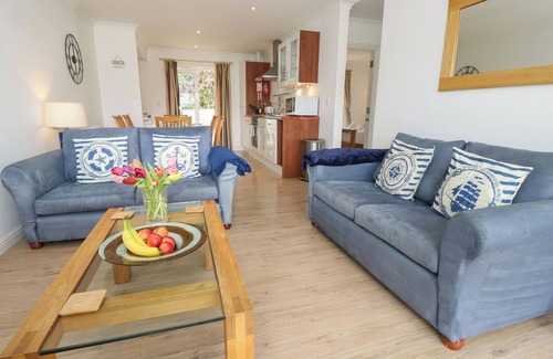 Yarmouth Cottage | CAPE A1, family friendly, country holiday cottage in Yarmouth