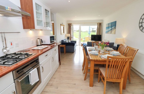 Yarmouth Cottage | CAPE A1, family friendly, country holiday cottage in Yarmouth