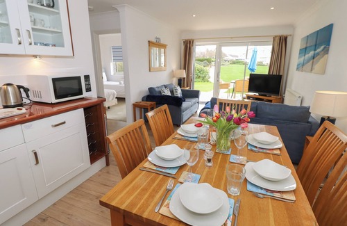 Yarmouth Cottage | CAPE A1, family friendly, country holiday cottage in Yarmouth