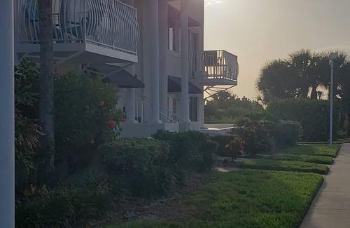 Port Canaveral Condo | Cape Canaveral Oceanfront Beach Retreat-Gated Condo with Southern Sun Exposure n