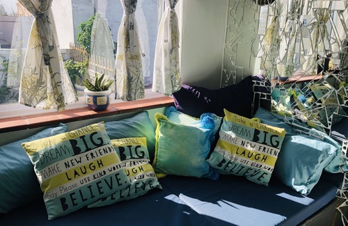 Muizenberg Hotel | Cape Capsules