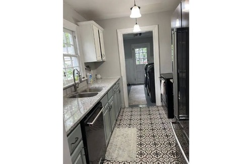Edenton House | Cape Cod cottage close to Prembroke Creek