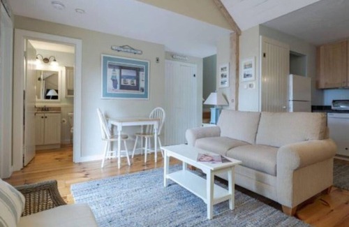 Mashpee Cottage | Cape Cod Cottage steps from Private Beach