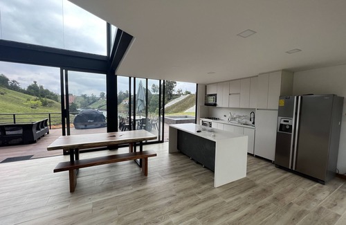 El Penol House | Cape Cod- El Peñol with access to dam