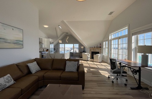 Dennis Port Condo | Cape Cod Oceanfront New Penthouse w Ocean View & Private Beach! capeoceanvista