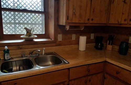 Piney Creek Cabin | CAPE CODE BEAUTY IN THE APPALACHIANS