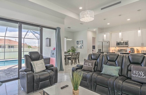 Mariner House | Cape Coral Home w/Screened-In Lanai + Pool!