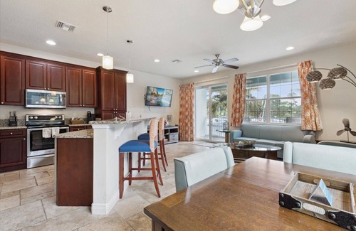Merritt Island House | 🌴Cape Crossing Dreams w/Hot Tub, Pool, Gym & Sauna near the Beach!