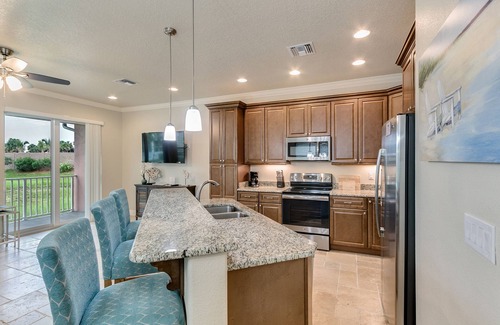 Merritt Island Apartment | Cape Crossing Resort & Marina