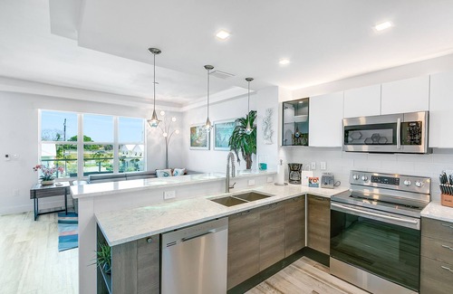Merritt Island Apartment | Cape Crossing Resort & Marina
