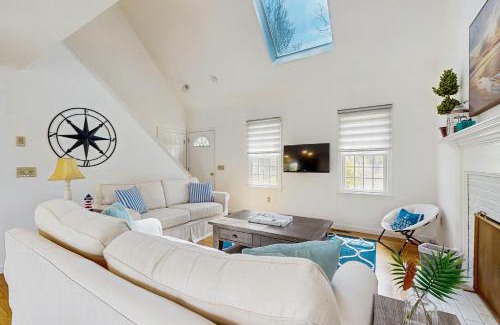 Yarmouth Port House | Cape Dreams