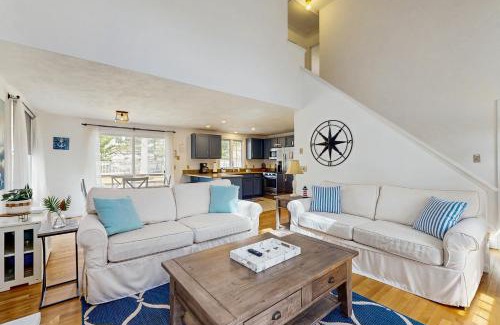 Yarmouth Port House | Cape Dreams