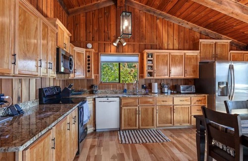 Bayview House | Cape Horn House · Bayview, Idaho ~ 4 Bd/ Sleeps 10-Lakeview