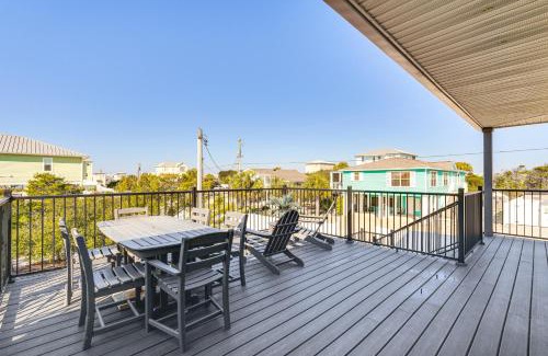 Cape San Blas House | Cape San Blas Home with Pool Access Walk to Beach!