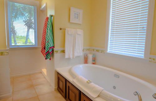 Galliot Cay Resort | Cape Santa Maria Beach Resort & Villas