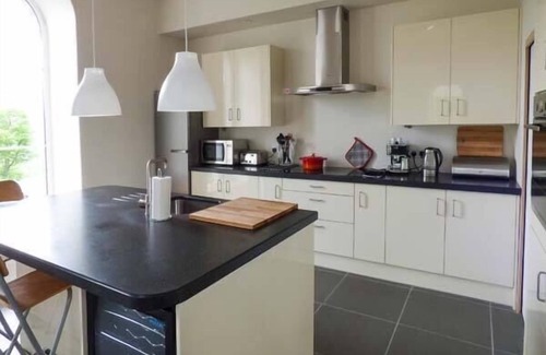 Gallt Y Foel Cottage | CAPEL DINORWIG, pet friendly, luxury holiday cottage in Llanberis