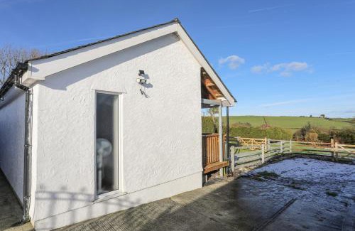 Rhosybol House | Capel Park Tyddynod Bach