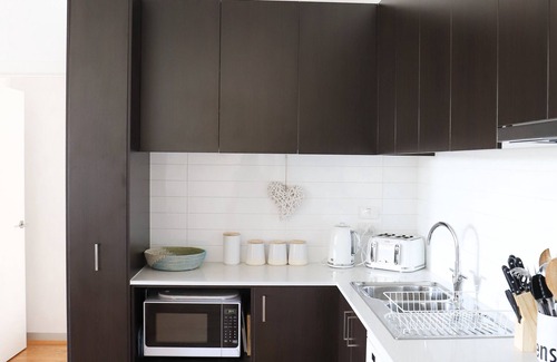 Capel Sound Apartment | "CAPEL SUNRISE" Beautiful 2BR New Apartment, opposite foreshore. Location +