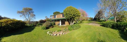 Tirohanga House | Capeview Cottage