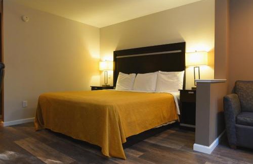 Rensselaer Hotel | Capital Inn and Suites
