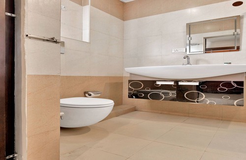 Kondapur Hotel | Capital O 12384 Hotel Rudra Grand