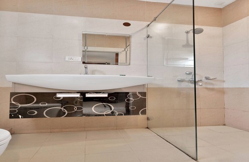 Kondapur Hotel | Capital O 12384 Hotel Rudra Grand