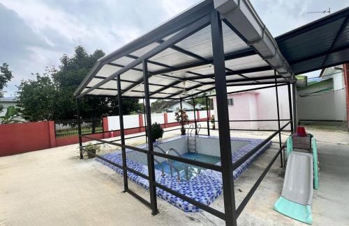 Larut Hotel | Capital O 91117 Noor Room Stay