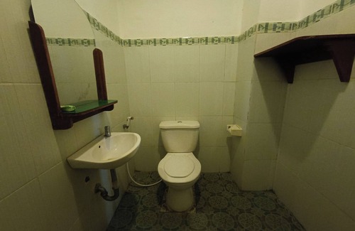 Klaten Selatan Hotel | Capital O 93829 Alika Homestay Syariah