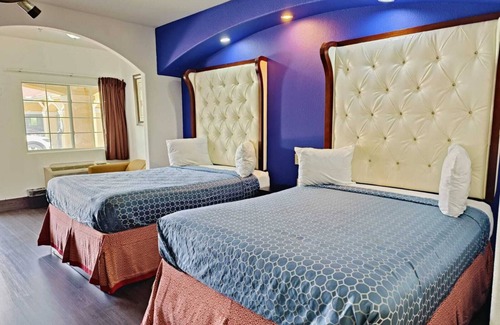 Channelview Hotel | Capital O Deluxe Inn Channelview Houston I-10