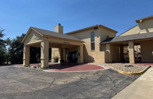 Georgetown Hotel | Capital O Georgetown TX I 35