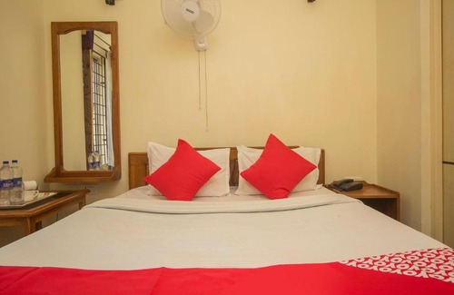 Gangtok Hotel | Capital O Hotel Red Cherry