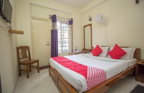 Gangtok Hotel | Capital O Hotel Red Cherry