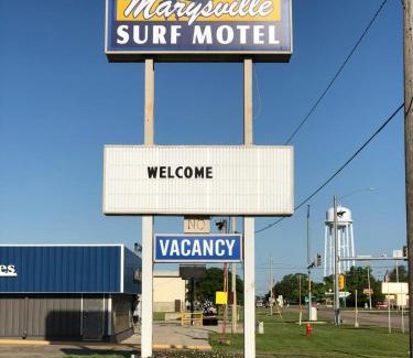 Marysville Hotel | Capital O Marysville Surf Motel Kansas