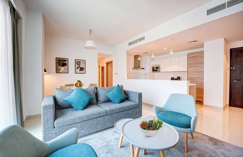 Capital Centre Hotel | Capital Suites Hotel Apartments