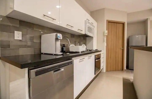 Cuauhtemoc Condo | Capitalia | Best Location @ Reforma
