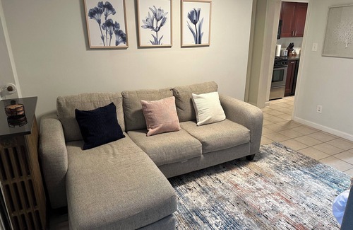 Kingman Park House | Capitol Hill Oasis - Modern & Cozy