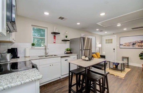 Greater East End House | Capitol Resort 3 separate 2 BD/1BA houses