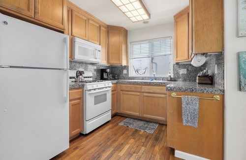 Capitola House | Capitola Sea Spray by the Beach