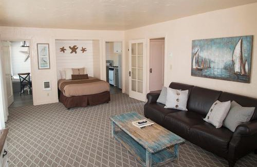 Capitola Hotel | Capitola Venetian Vacation Rentals