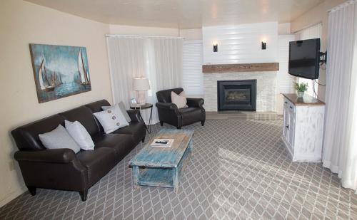 Capitola Hotel | Capitola Venetian Vacation Rentals