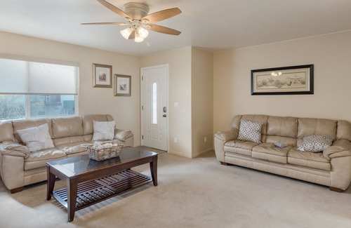 Capitola House | Capitola Village Seashell Sanctuary, just blocks from Capitola Beach!