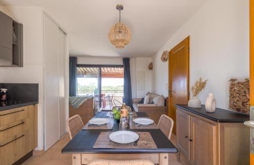 Lozari Apartment | Capra Scorsa - Appt vue mer et piscine partagée