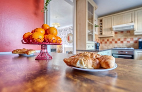 Loughborough House | Capri 13 SA - Closest to Uni & M1 *Free Parking *Free Wifi *Long Stay Welcome