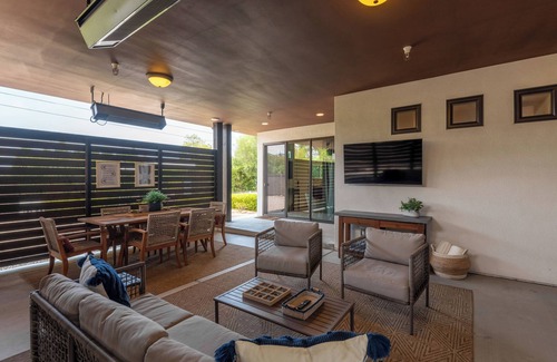 Leucadia House | Capri Coastal Tuscan Getaway – Ideal for Extended Stays!