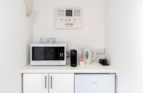 Capri Apartment | Capri Town Apartments - Comfort - Ideal for 2 couples