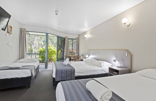 Parkhurst Hotel | Capricorn Motel & Conference Centre