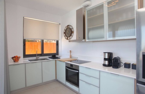 Agios Nikitas Villa | Capro - New 5-bedroom villa with private pool and stunning view!