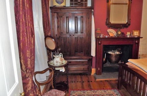 Penrice Bed & Breakfast | Capt'n Rodda's Cottage