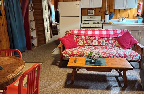 Oscoda Cabin | Captains Quarters Cabin