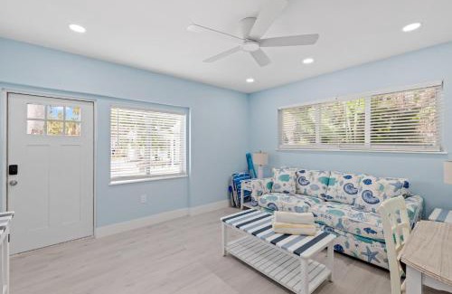 Sanibel House | Captain Ed's - Charming Studio at PalmView of Sanibel with Bikes
